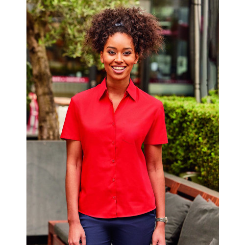 935F Russell&Acirc;&nbsp;Ladies&Acirc;&acute; Short Sleeve Poly-Cotton Easy Care Poplin Shirt