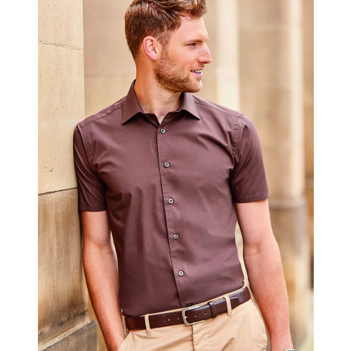 947M&Acirc;&nbsp;Russell Men's Short Sleeve Fitted Stretch Shirt