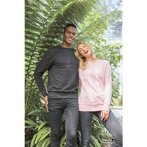 M05 / P05 Mantis Unisex Essential Sweatshirt