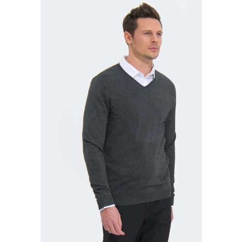 01710 GLORY MEN V-NECK KNITWEAR 369 g/pc